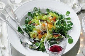 Салат с сельдереем и апельсинами
