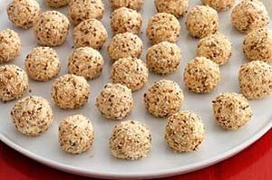 Сырные кунжутные шарики
