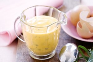 Французский классический соус Беарнез